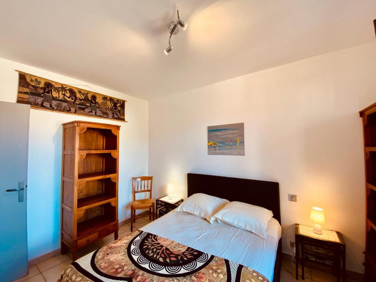 Joli deux pièces, centre ville et proche plage Propriano  Extérieur photo